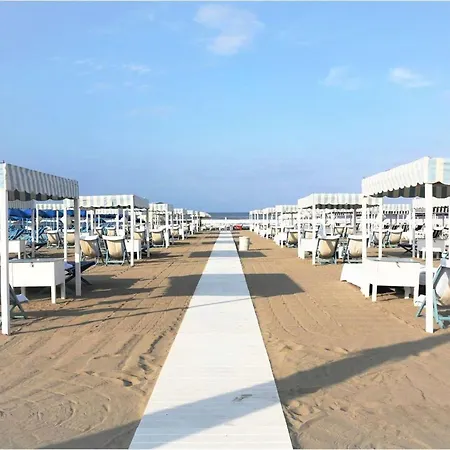 Casa Di Nicola Viareggio